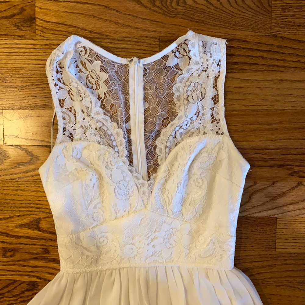 NW/OT white gown-GORGEOUS!